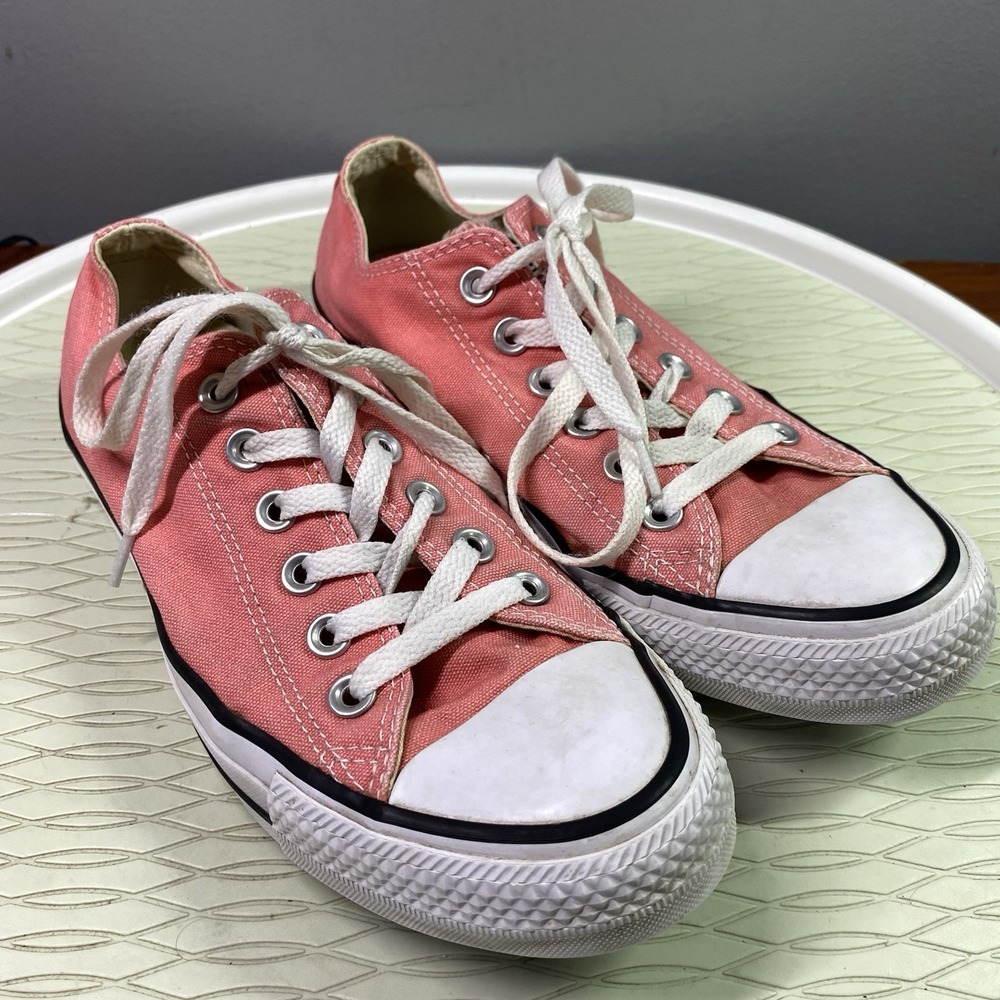 Converse All Star Unisex Low Top Lace Up Canvas Sneakers Pink Sz. 6 Men,8 Women
